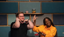 Alle mot alle (S7 E35)