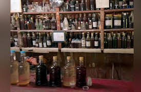 Booze Traveler Season 1: Belize: Paradise Found