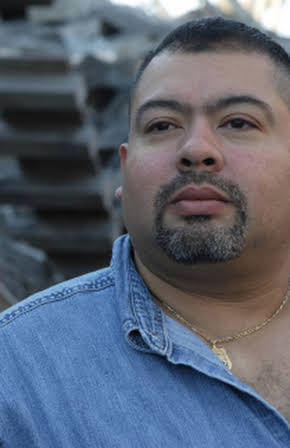 William Jimeno as Port Authority Officer 
  
  
  (as Will Jimeno)