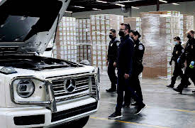 Auto/Biography: Cold Cases: The Smuggler's Lane