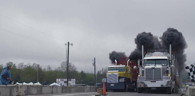 21:00: Big Rig Warriors (S1 E1) (S1) | TV10 | 2/22 2026