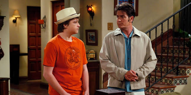 14:10: Two and a Half Men | ProSieben | 12/2 2025