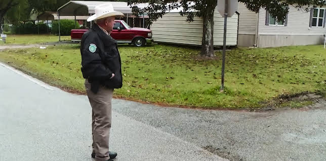 22:00: Lone Star Law  (S6 E7) (S6) | Animal Planet | 3/19 2026