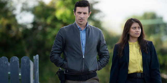 9:00 PM: Borderline (S1 E6) (S1) | ITV4 | 11/7 2025