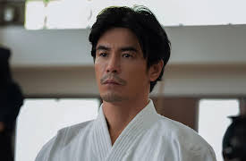 Tokyo Vice, Season 1: Everybody Pays