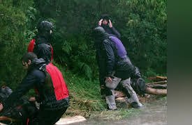 Get Out Alive With Bear Grylls  Season 1: No Guts, No Glory