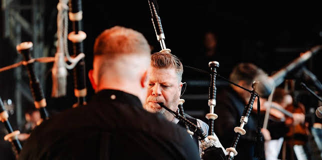 10:55 PM: Skipinnish Aig A' Chaisteal | BBC Alba | 11/14 2025