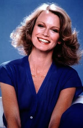 Shelley Hack as 