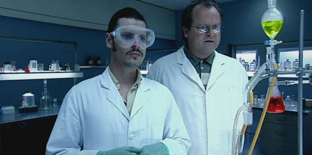 04:05: Die dreisten Drei - Die Comedy-WG | Sat1 | 12/20 2025