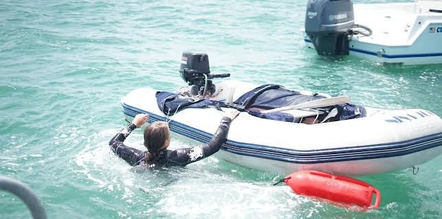 14:00: Dark Waters: Murder In The Deep (S2 E6) (S2) | ID | 11/24 2025