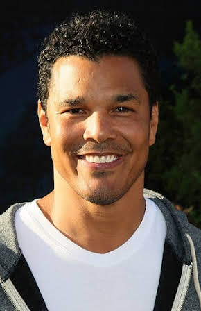 Geno Segers as 