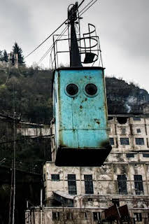 08:12: Ingeniería abandonada: Episodio 2 | Discovery Max | 8/21 2026
