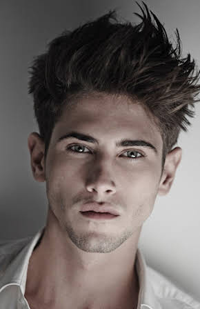 Yankel Stevan as 