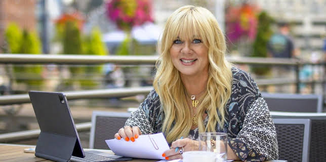 18:55: Julia Leischik sucht: Bitte melde dich | Sat1 | 12/21 2025