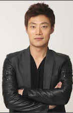 Hee-joon Lee as 