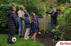 Go Green with the Grimwades: Recycle Paper