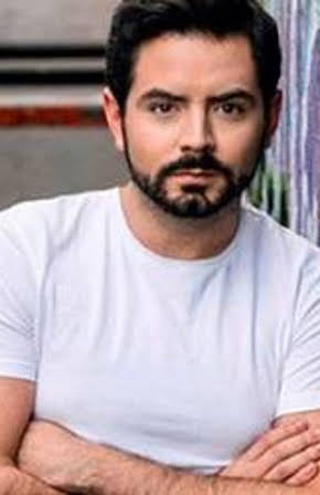 José Eduardo Derbez as 