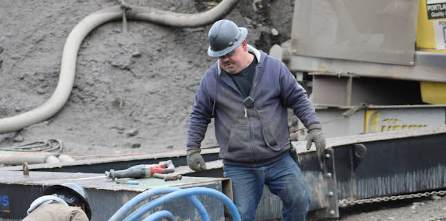 15:30: Hoffman Family Gold (S2 E11) (S2) | Discovery Channel | 11/15 2025