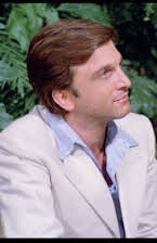 Maurizio Bonuglia como Dolph