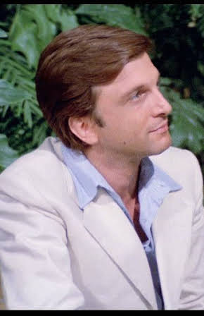 Maurizio Bonuglia as 