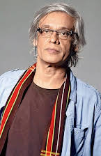 Sudhir Mishra como Director