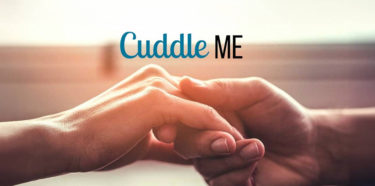 Cuddle Me (2021)