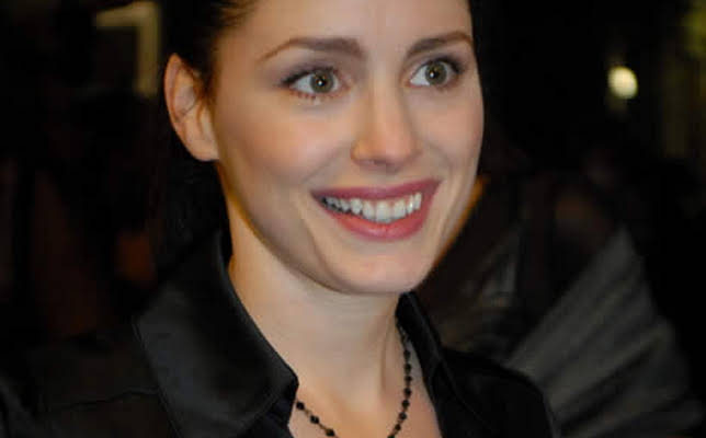 Laura Fraser