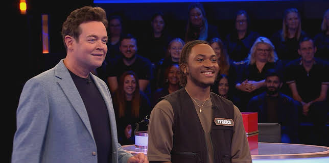 4:00 PM: Deal or No Deal (S2 E17) (S2) | ITV | 12/16 2025