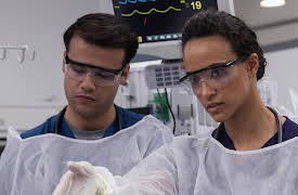 The Pitt, Season 1: 9:00 A.M.