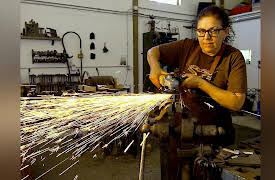 Handcrafted America: Clocks, Chairs and Blacksmithing