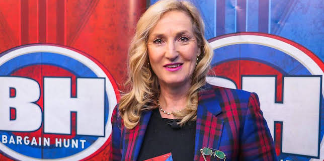 12:00 PM: Bargain Hunt (S62) | BBC One Oxfordshire | 11/15 2025