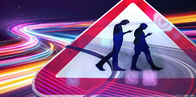 18:00: Die 2010er - Jahrzehnt der Illusionen | ZDFinfo | 11/15 2025