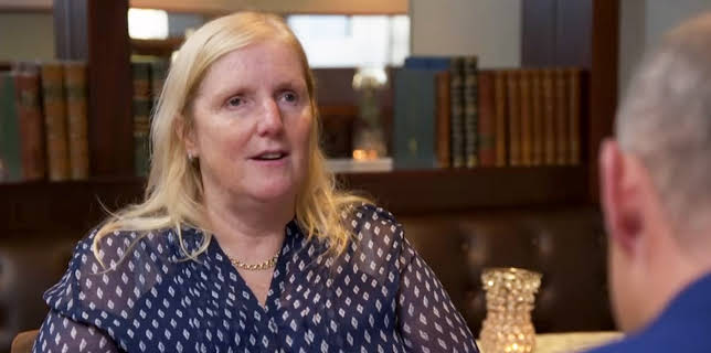 5:15 PM: Location, Location, Location | Channel 4 | 1/18 2026