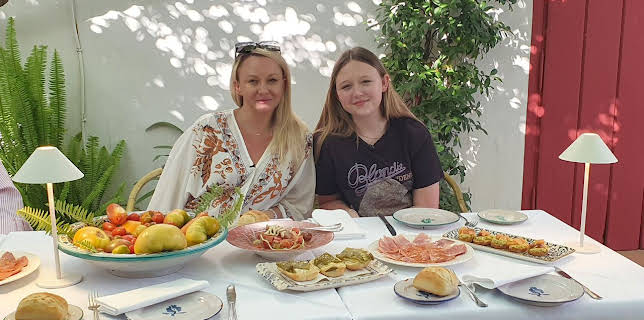 8:00 AM: Bargain-Loving Brits in the Sun (S11 E29) (S11) | 5 Star | 2/9 2026