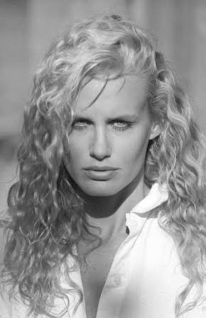 Daryl Hannah as 