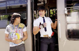 Nosotros Los Guapos season-1: Nosotros Los Guapos Capítulo 2