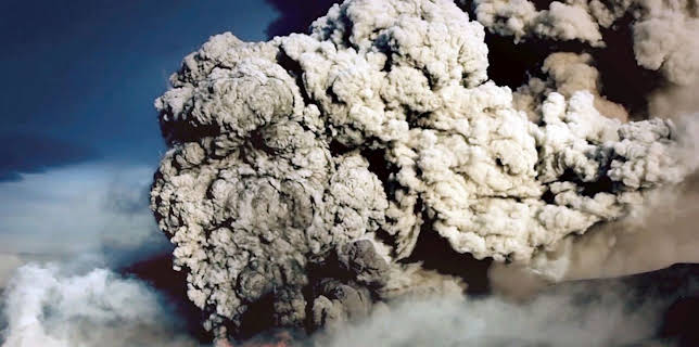 20:15: Schlafende Riesen - Die Macht der Vulkane | Arte | 2/19 2026