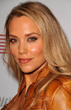 Elizabeth Berkley como 