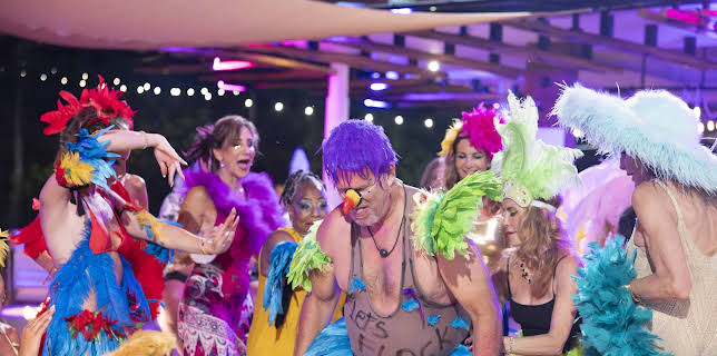 21:30: Ungkaren i paradis (S10 E5) (S10) | FEM | 2/2 2026