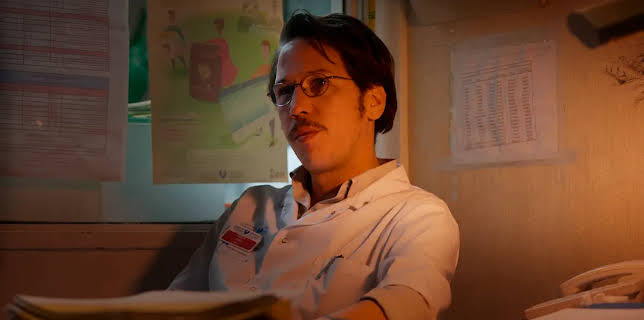 Hippocrates: Diary of a French Doctor (2015)