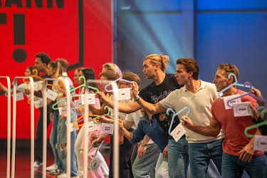 20:30: Sistemann ut (S4 E3) (S4) | TVNorge | 4/16 2026