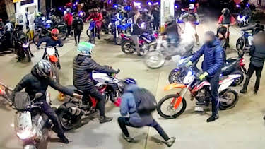 1:00 AM: Criminals: Caught On Camera (S6 E6) (S6) | 5 Star | 4/14 2026