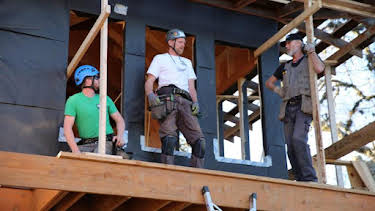 9:00 AM: Treehouse Masters (S6) | Discovery Channel | 9/18 2026
