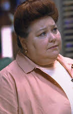 Conchata Ferrell som 