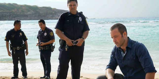 18:00: Hawaii Five-0 (S9 E1) (S9) | TV6 | 1/12 2026
