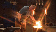 Wettkampf der Waffenschmiede