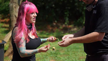 12:00 AM: Snakes In The City | Nat Geo Wild | 12/28 2025