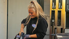 Trucker Babes - 400 PS in Frauenhand