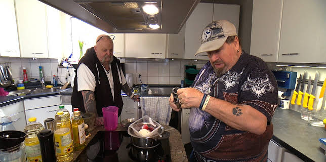 14:15: Hartz Rot Gold (S3 E76) (S3) | RTL 2 | 12/7 2025