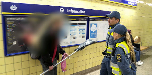 00:05: T-banen Stockholm (S5 E8) (S5) | MAX | 3/5 2026